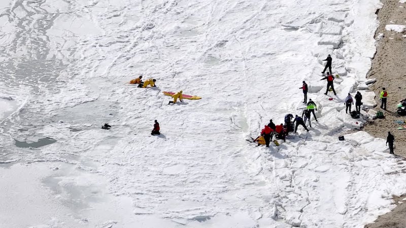 Casal morre enquanto andava no gelo em Cape Cod