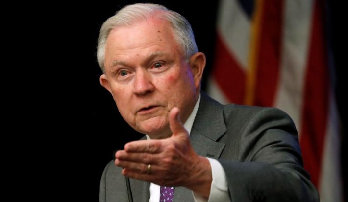 U.S. Attorney General Jeff Sessions delivers remarks at a National Sheriffs' Association opioid roundtable in Washington, U.S., May 3, 2018.  REUTERS/Jonathan Ernst - RC1D7E6DA5A0